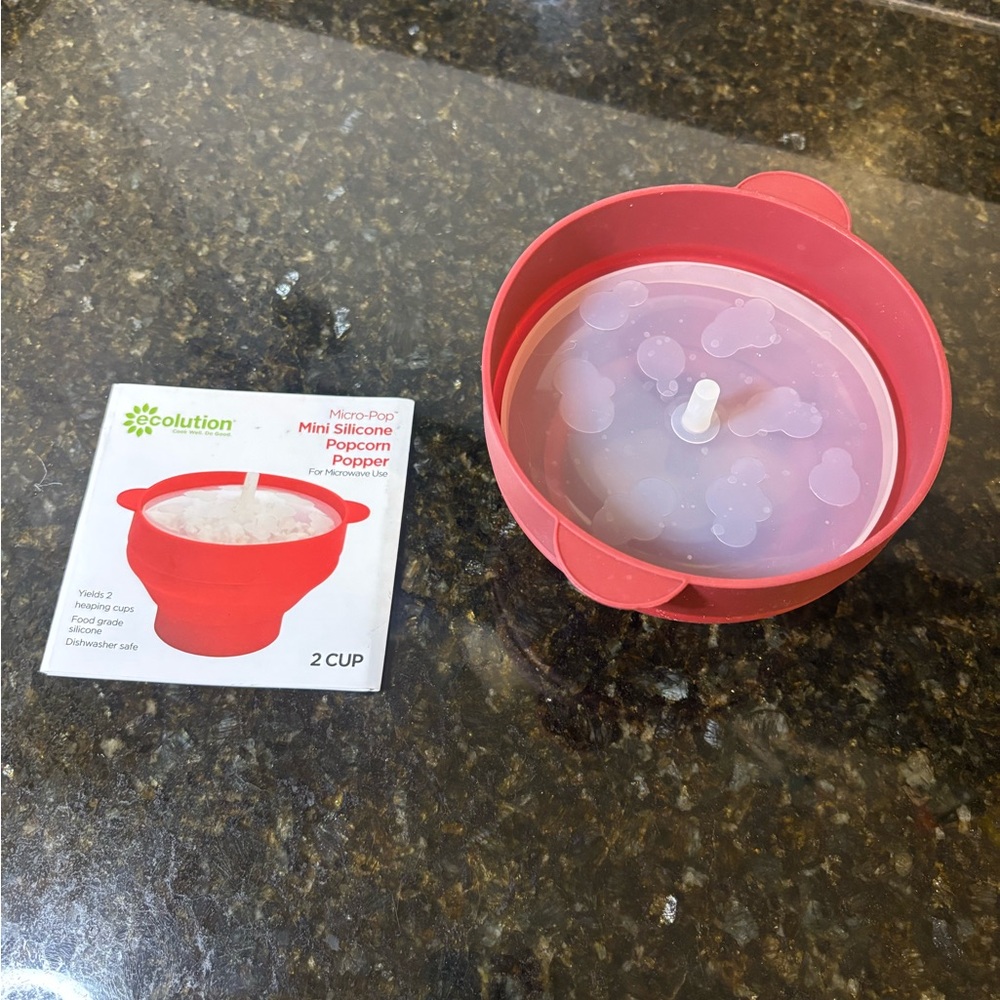 Red Mini Silicone Microwave Popcorn Popper
